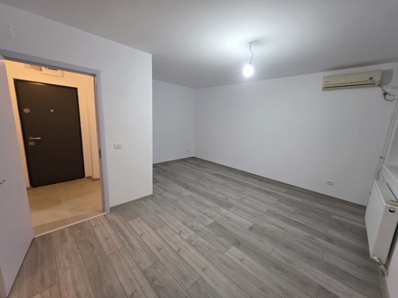 Dristor- 5 minute metrou, langa mall Park Lake